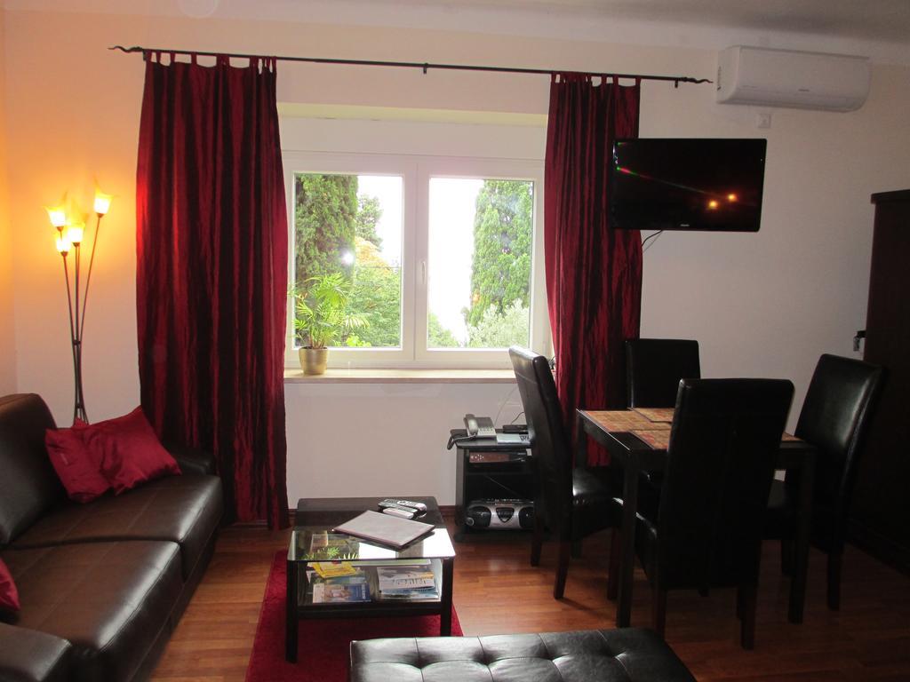 Apartment Villa Edmea Ριέκα Εξωτερικό φωτογραφία